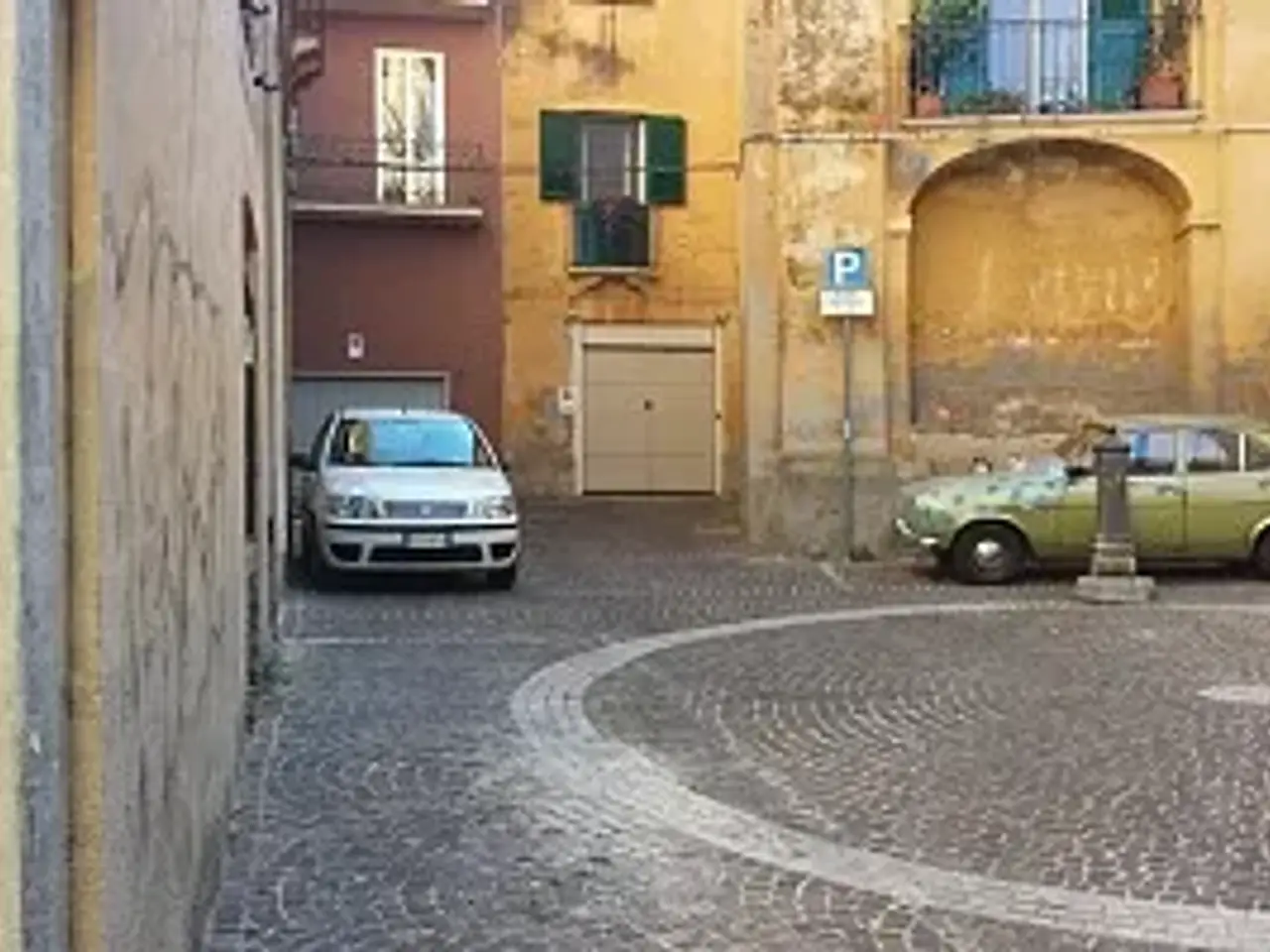 Parcheggio chiuso in l.Go S. Gaetano - Chieti (Ch), Chieti, {3} - Foto 1