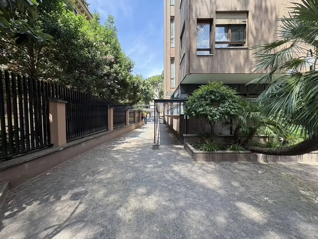 Ufficio in Via Giuseppe  Mazzini 4 /4a, Roma, {3} - Foto 2