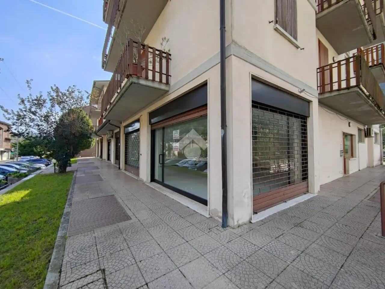 Negozio in Via Giuseppe Verdi 37, Gardone Val Trompia, {3} - Foto 2