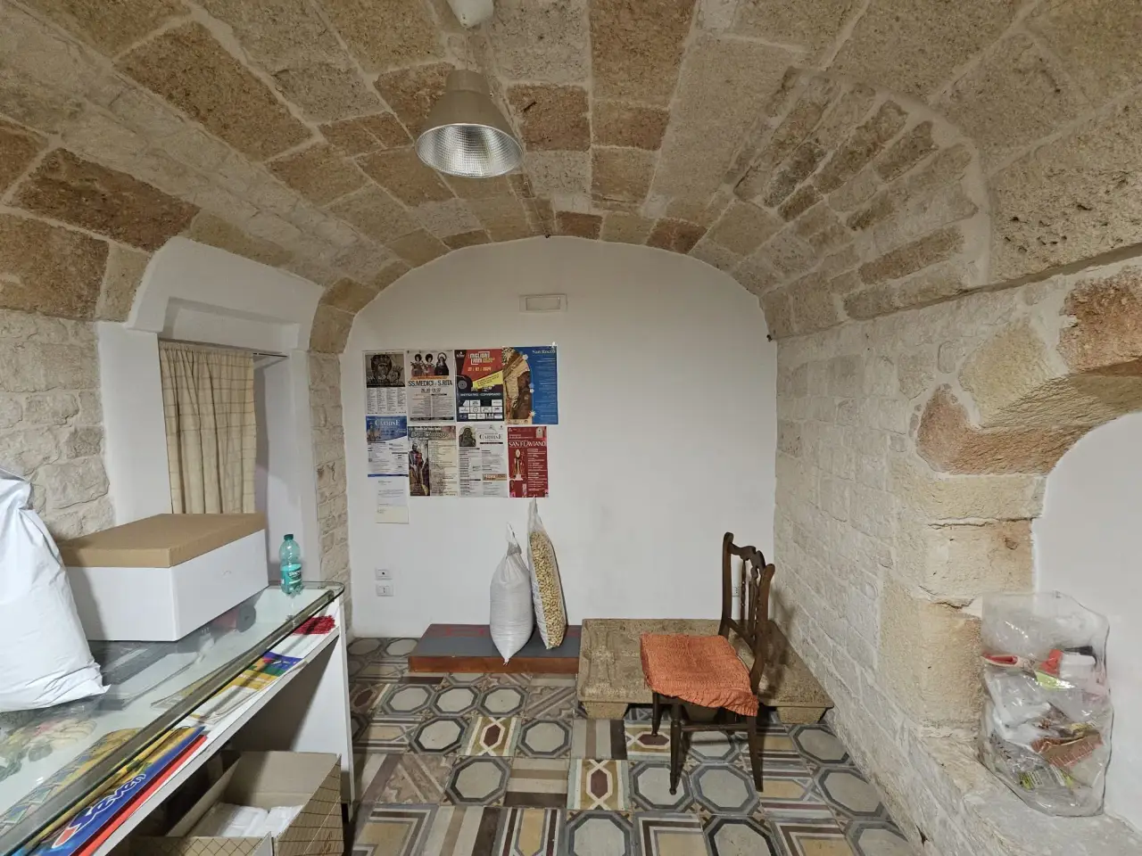 Negozio in Via Giacomo Matteotti 118, Conversano, {3} - Foto 1