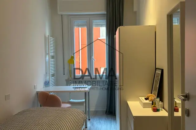 insertion image