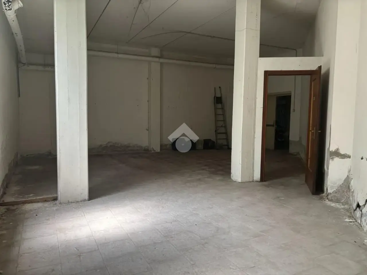 Magazzino in Via Custoza, Villafranca Di Verona, {3} - Foto 1