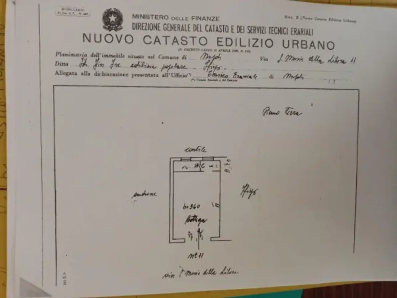 Negozio in Via Santa Maria della Libera 11, Napoli, {3} - Planimetria 1
