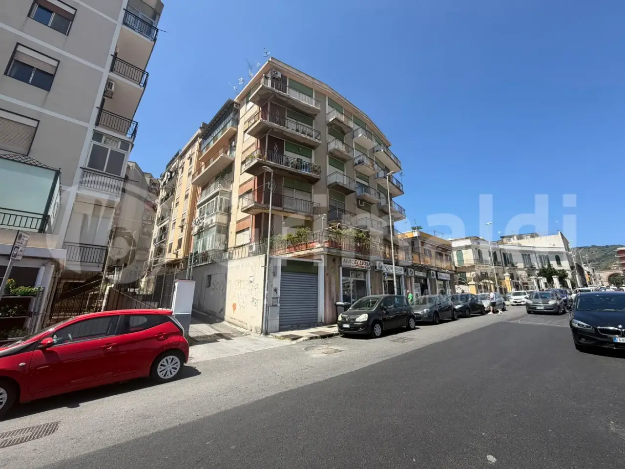 Negozio in Viale Europa 219, Messina, {3} - Foto 1
