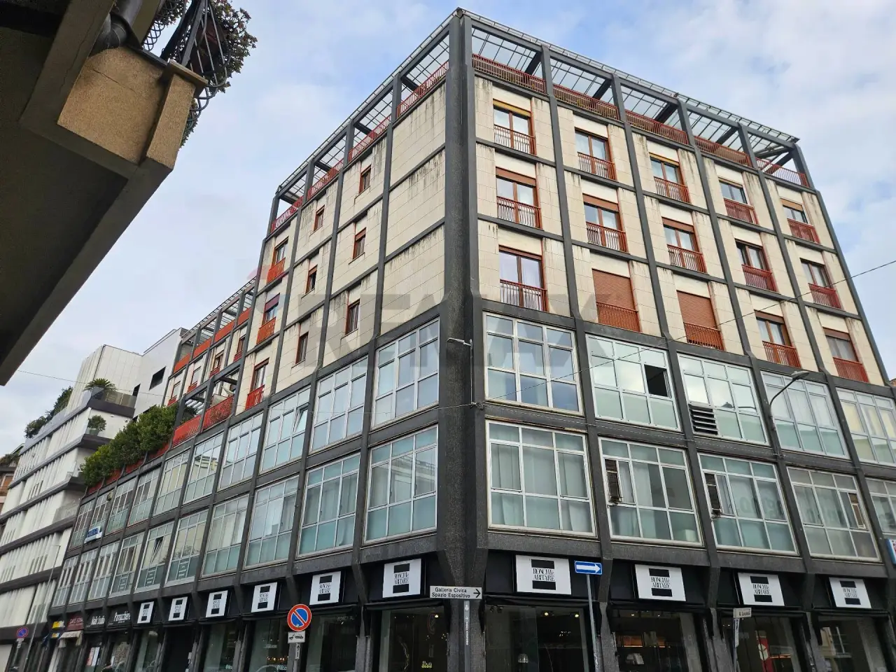 Ufficio in Via Camperio 8, Monza, {3} - Foto 1
