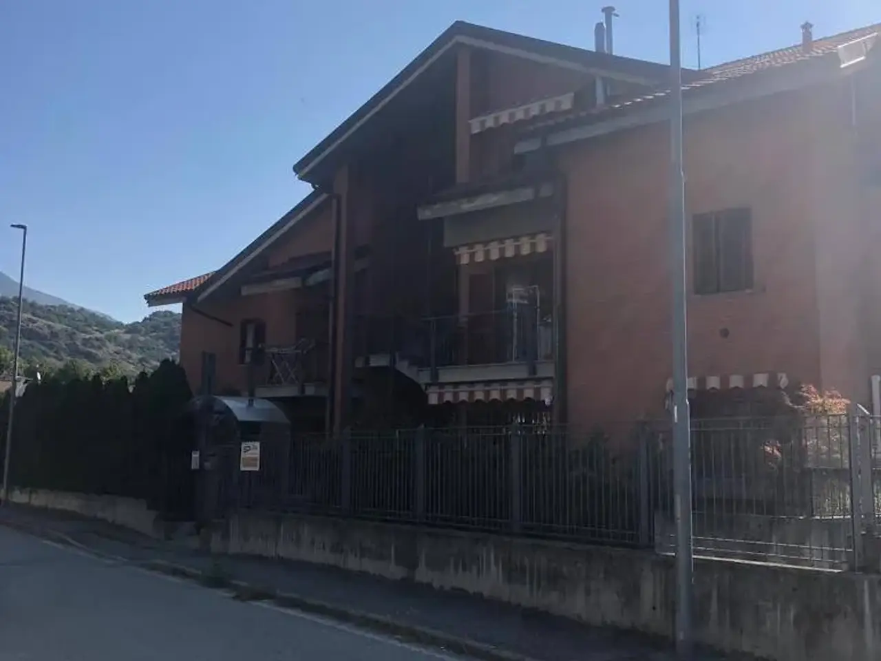 Parcheggio chiuso in Via Leonardo da Vinci 10, Condove, {3} - Foto 1