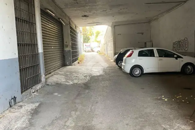 Garage or car box in Via Quirino Majorana, Roma - Photo 1