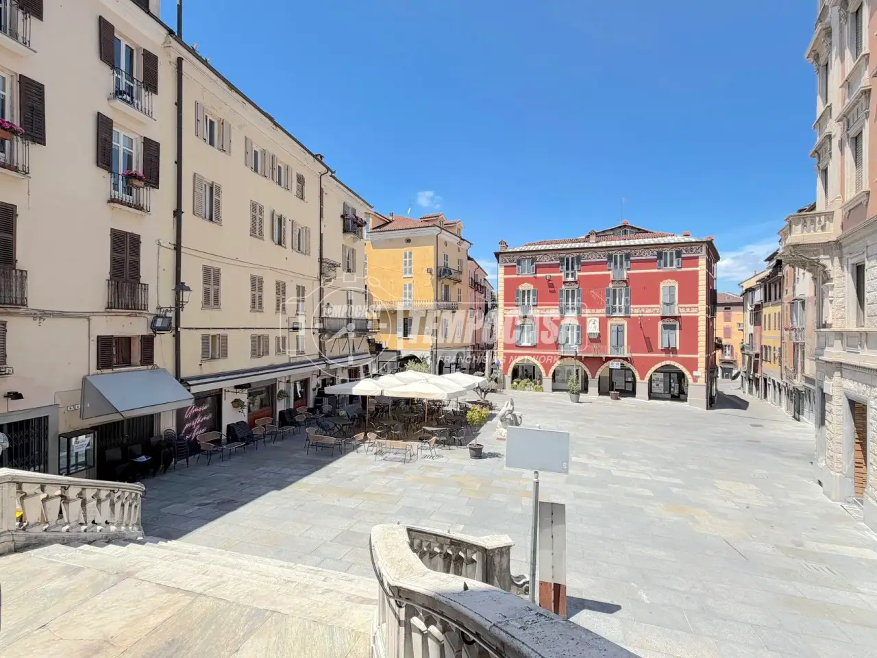 Negozio in Piazza San Pietro 8, Mondovi', {3} - Foto 2