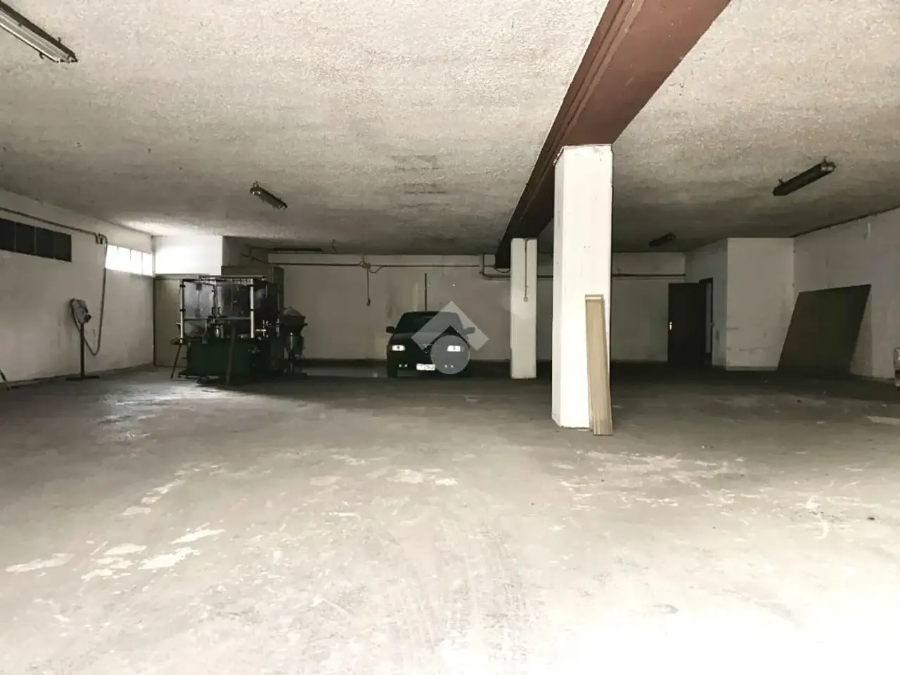 Magazzino in Via Mario Balustra 28, Tortona, {3} - Foto 1