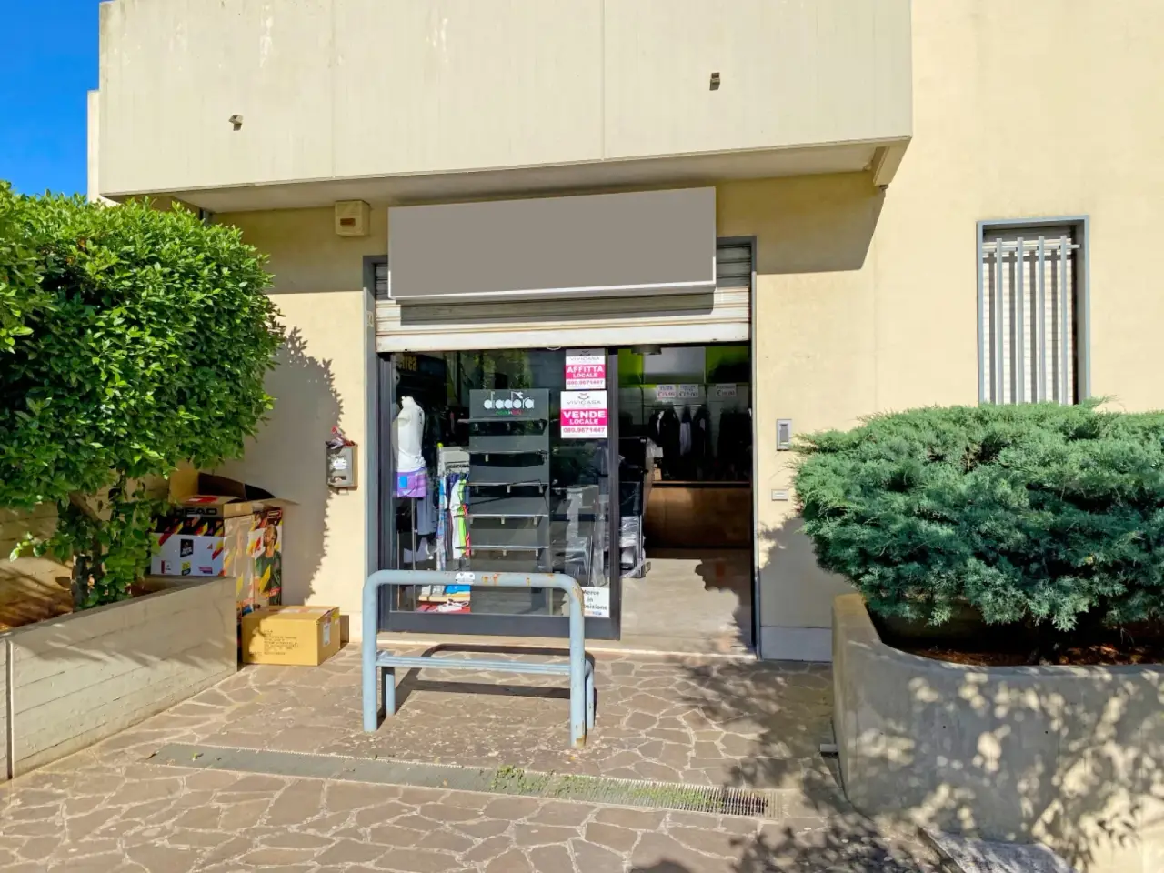Locale commerciale in Via Giuseppe Verdi, Putignano, Putignano, {3} - Foto 1