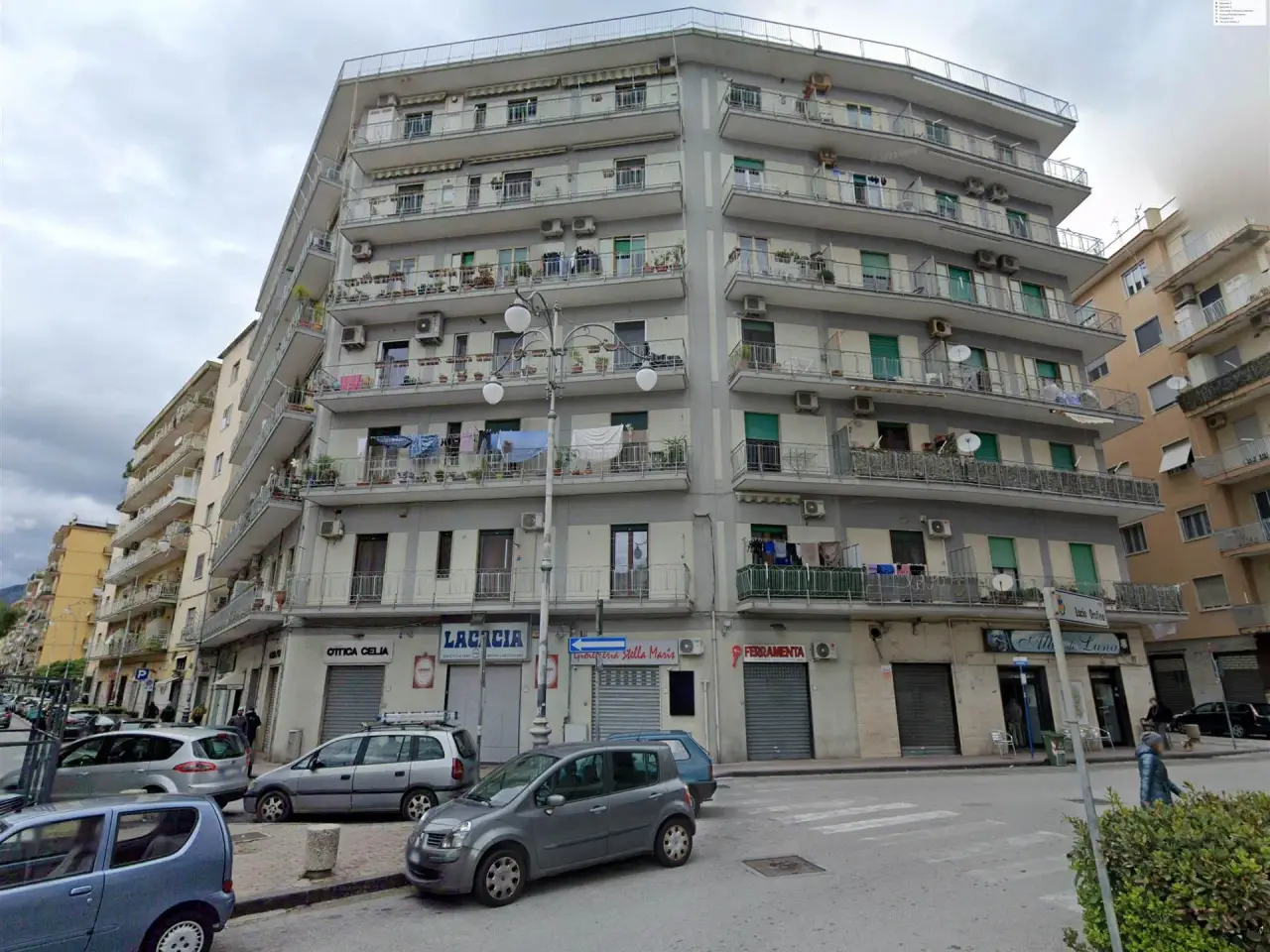 Negozio in Via Lucio Orofino, Salerno, {3} - Foto 1