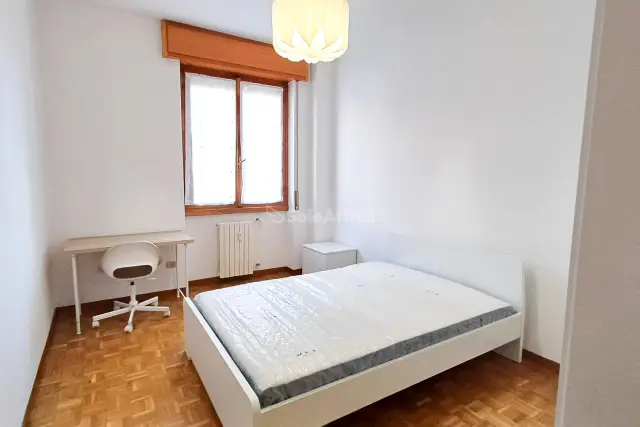 Zimmer in Wohnung in {3}, Piazzale Martesana 4 - Foto 1