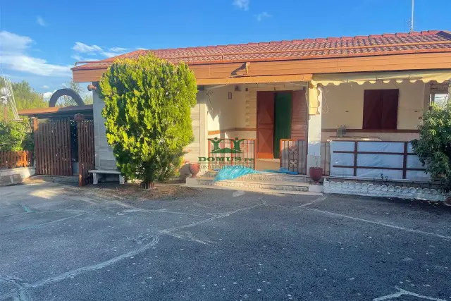 Villa in Viale dei Colli Sereni, Andria - Foto 1