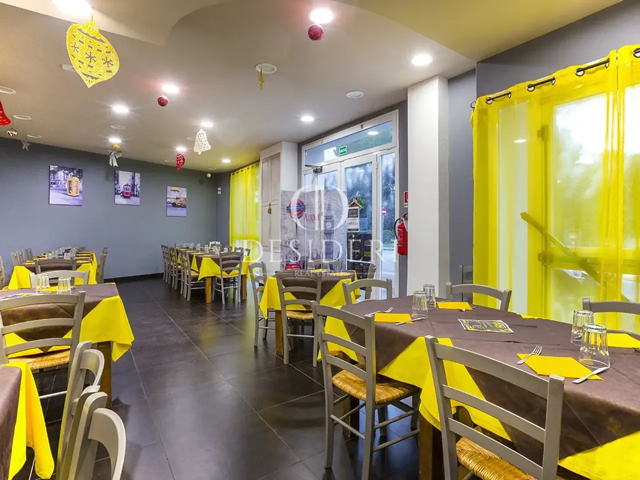 Locale commerciale in Via Derna 58015 Grosseto, Grosseto, {3} - Foto 1
