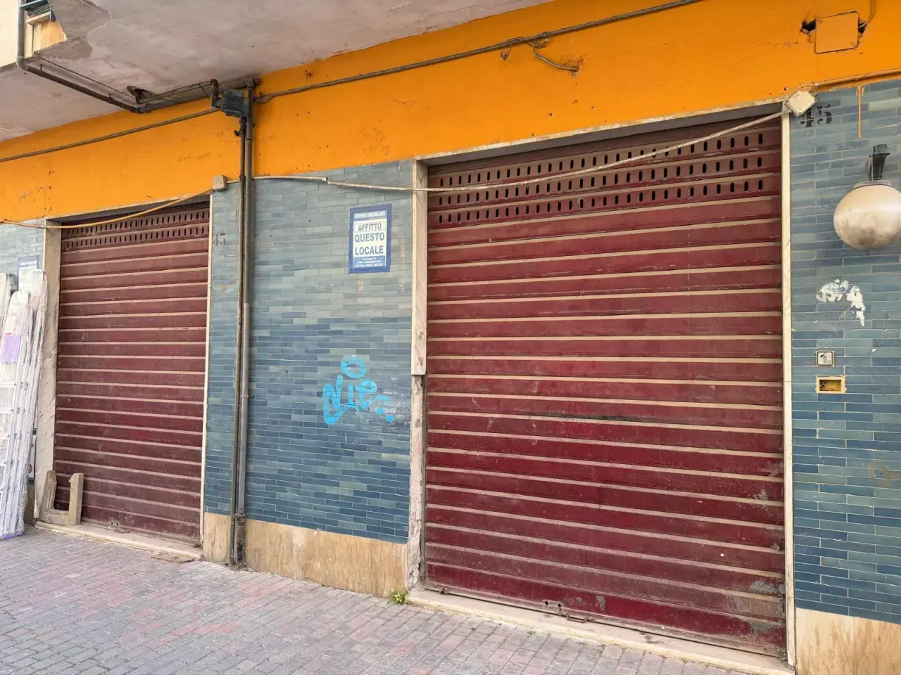Negozio in Via Giuseppe Parini, Battipaglia, {3} - Foto 1