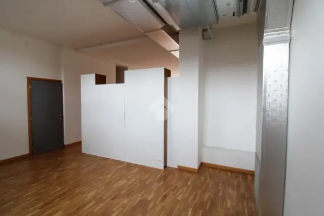 Office in Via delle Cave 21, Bergamo - Photo 1