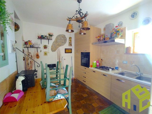 2-room flat in Via delle Grotte, Rosignano Marittimo - Photo 1