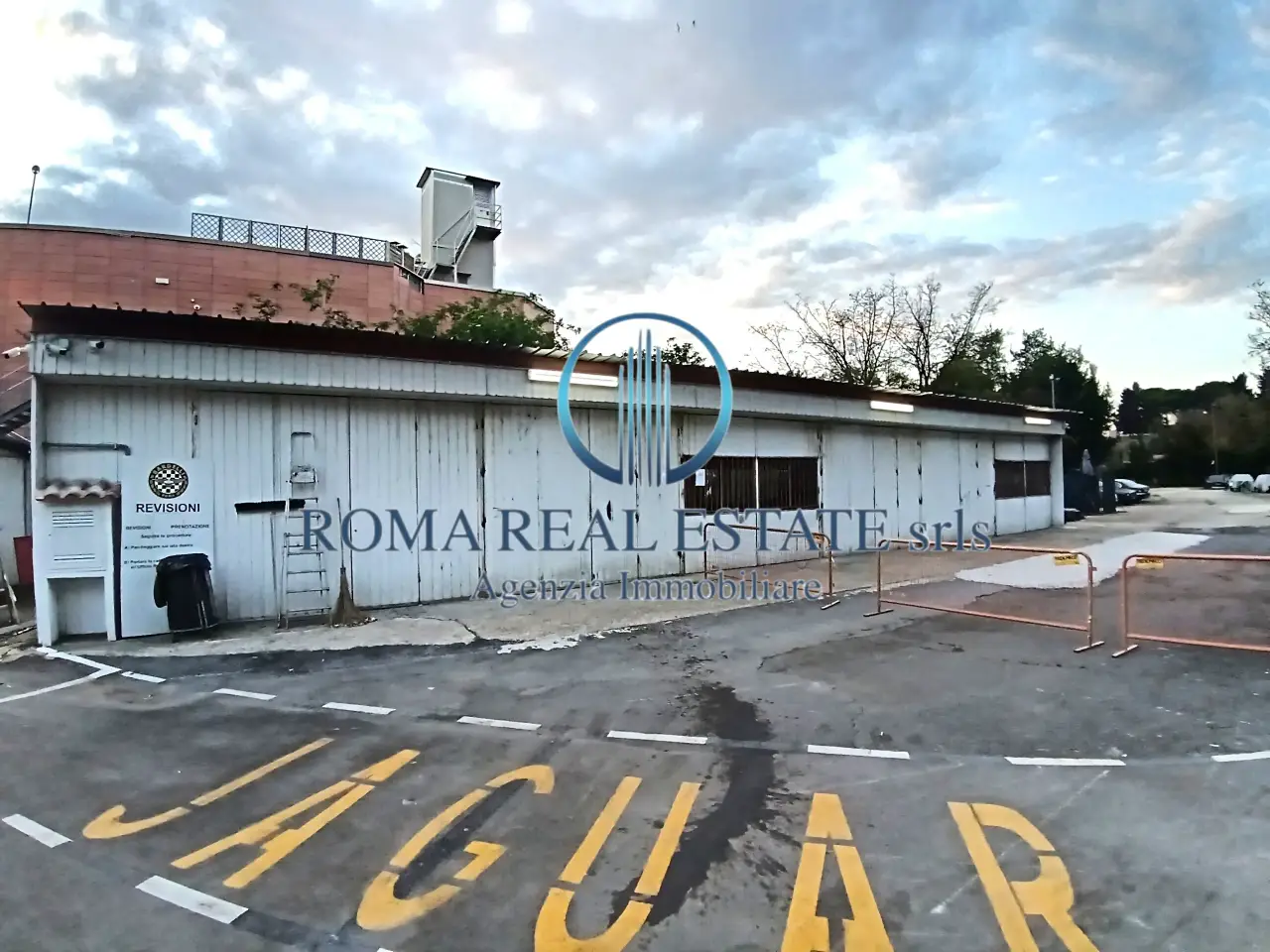 Capannone in Viale di Tor di Quinto 35, Roma, {3} - Foto 2
