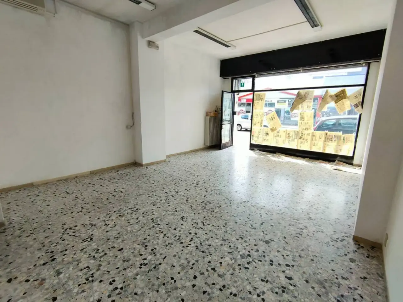 Locale commerciale in Via Tricesimo, Udine, Udine, {3} - Foto 1
