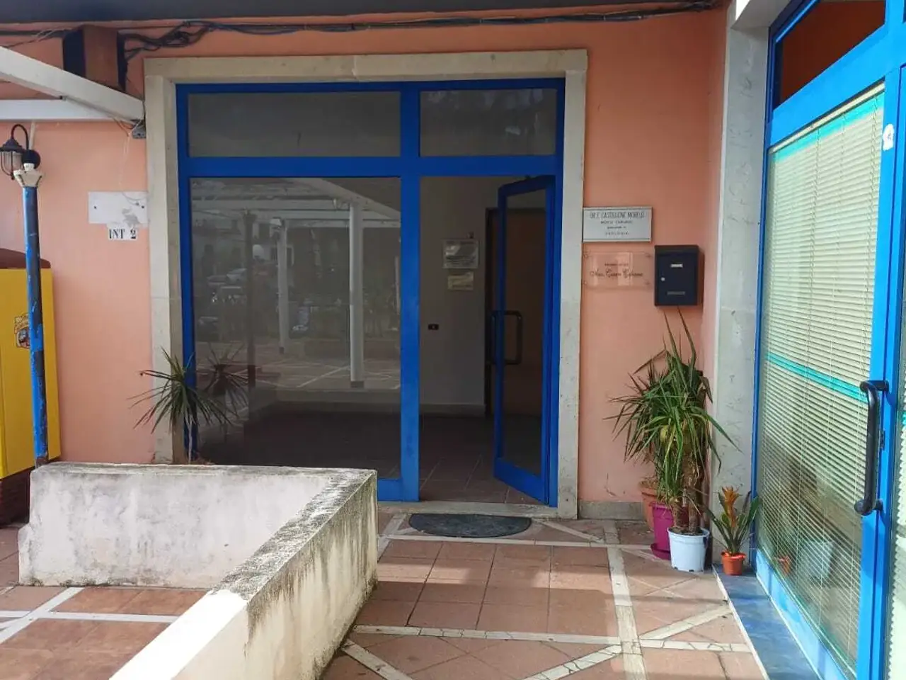 Autorimessa in Via Filippo Giuliani Snc, San Lucido, {3} - Foto 2