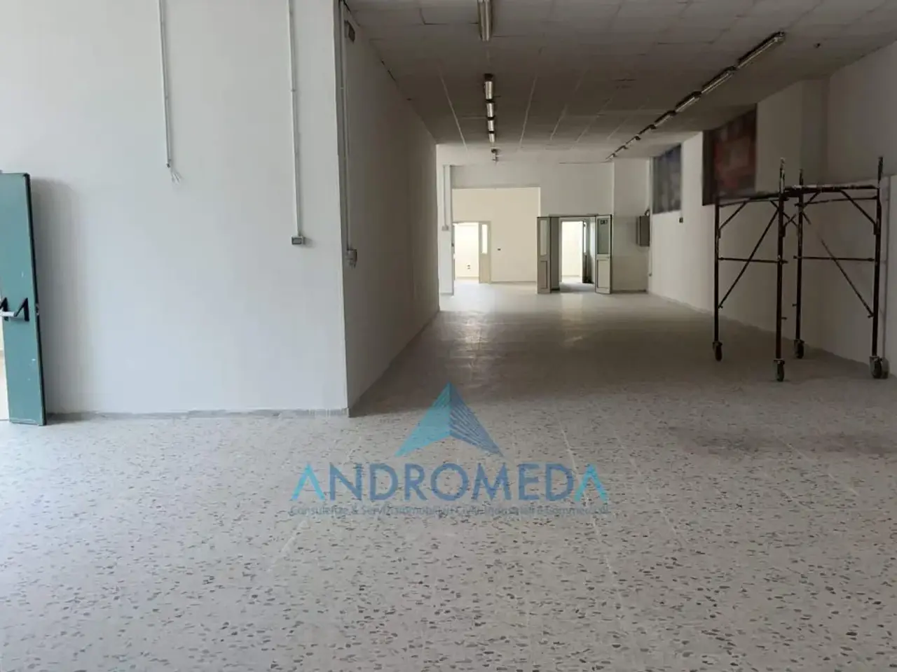 Laboratorio in Via Melitiello, Casandrino, {3} - Foto 1