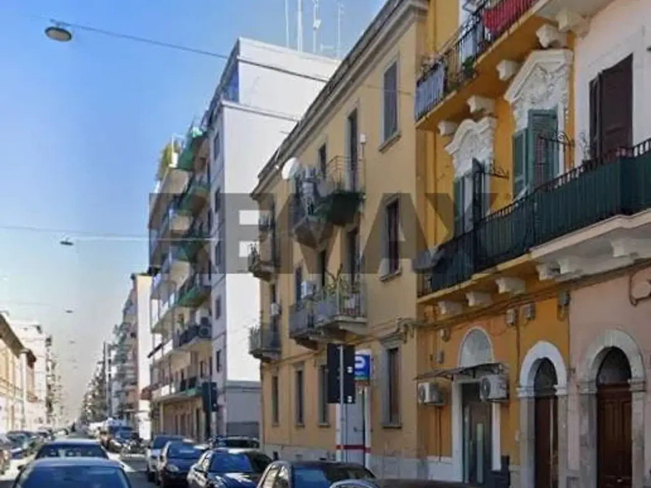 Negozio in Via Scipione Crisanzio 218, Bari, {3} - Foto 2