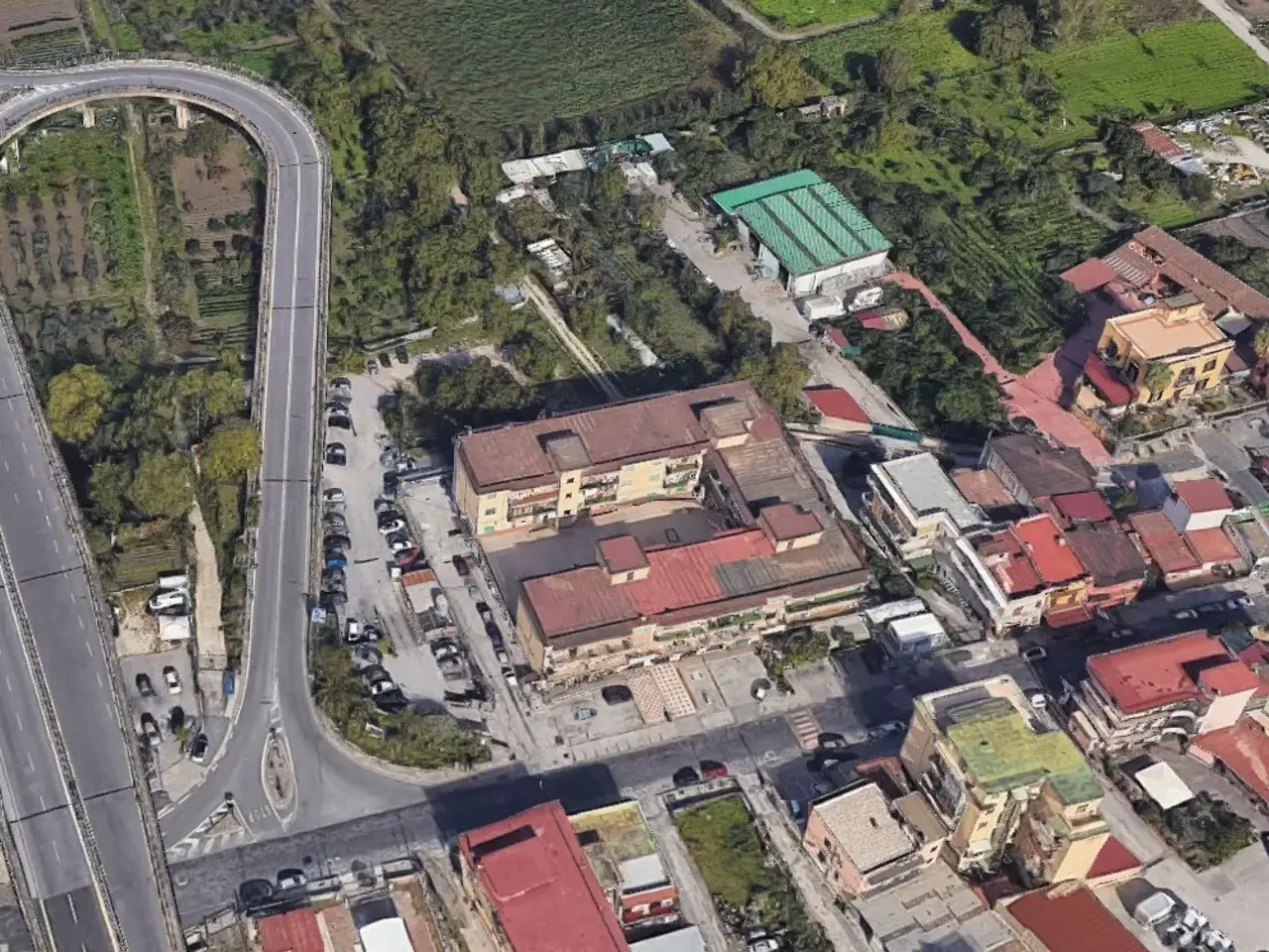 Palazzina commerciale in Corso Domenico Riccardi 278, Cercola, {3} - Foto 2