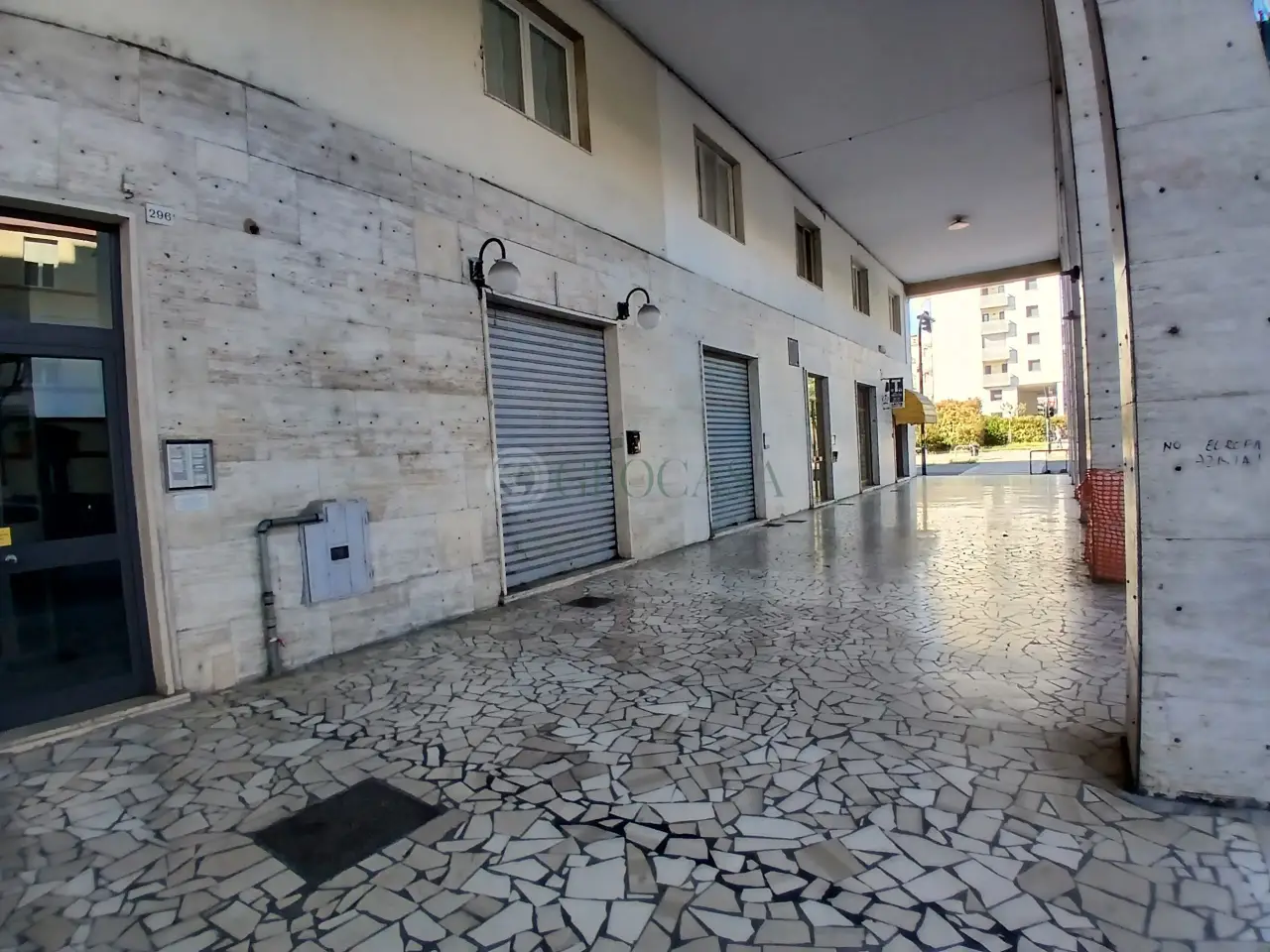 Palazzina commerciale in , La Spezia, {3} - Foto 1