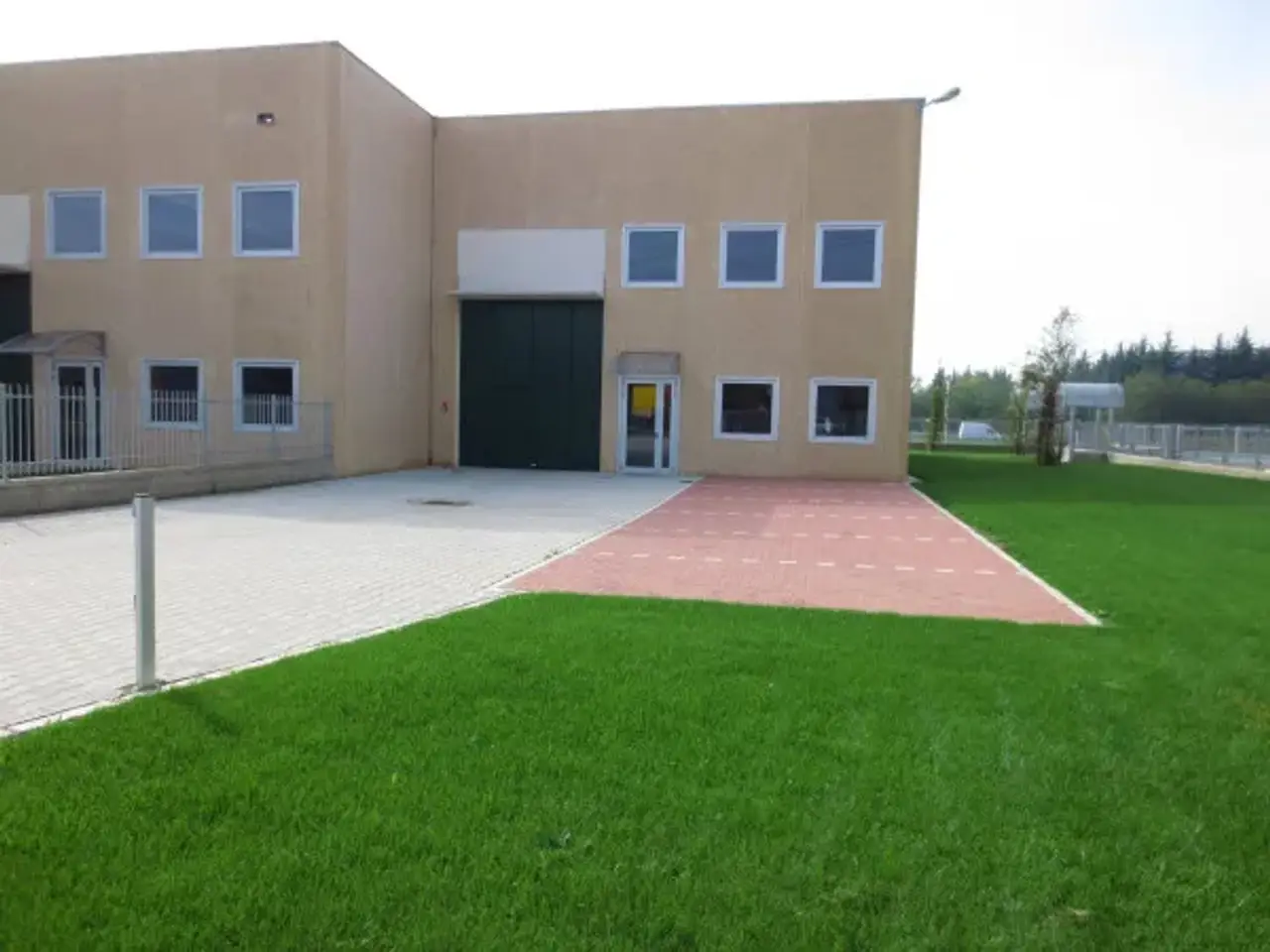 Capannone in Via Monte Grappa 40, Arese, {3} - Foto 1