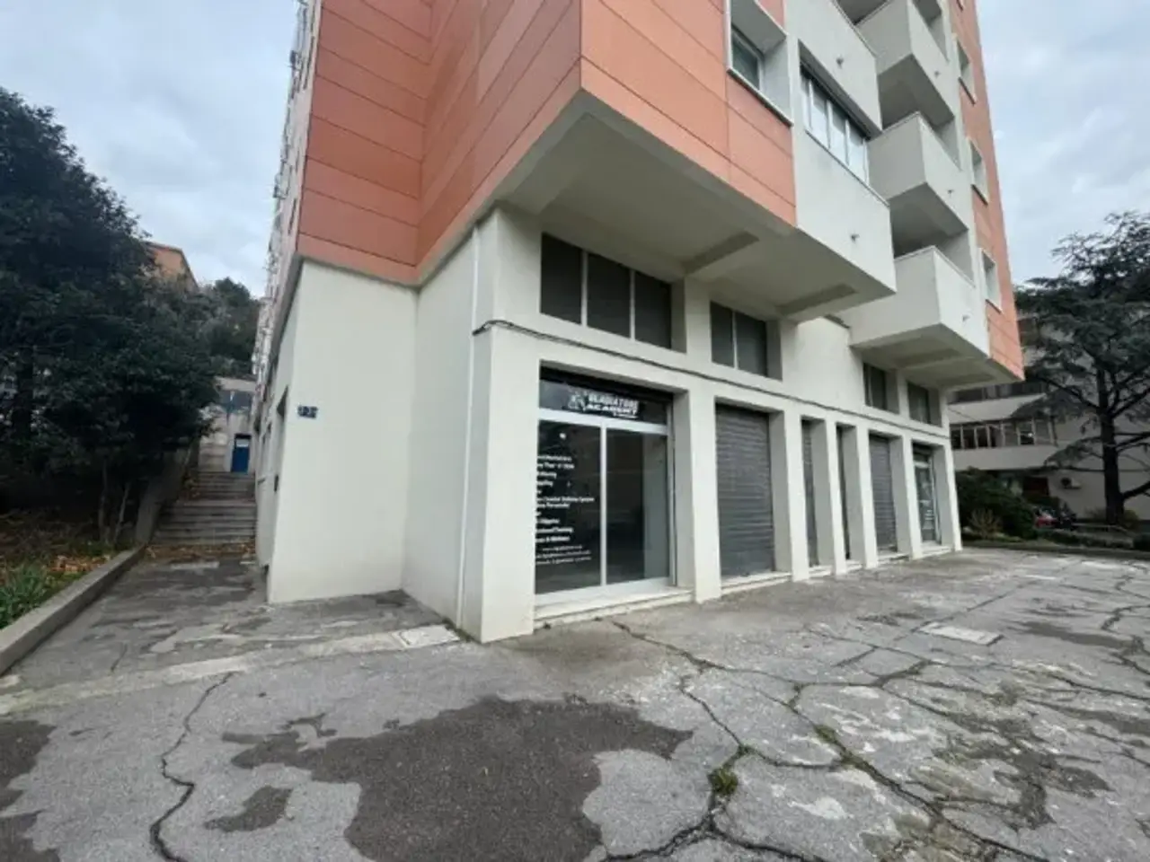 Negozio in Via Giovanni Paisiello, Trieste, {3} - Foto 1