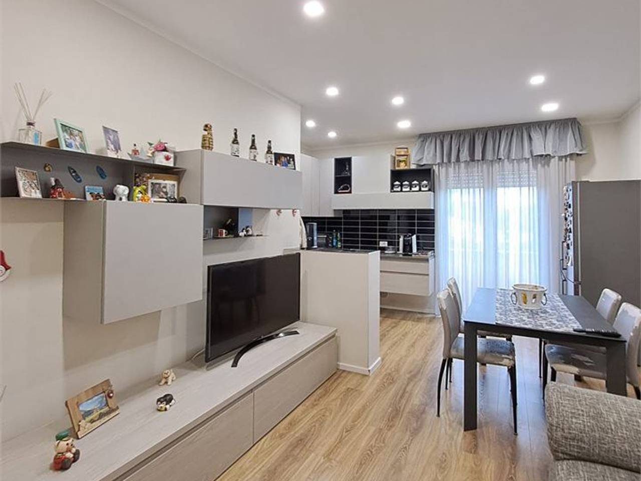 immagine annuncio 1 di 14