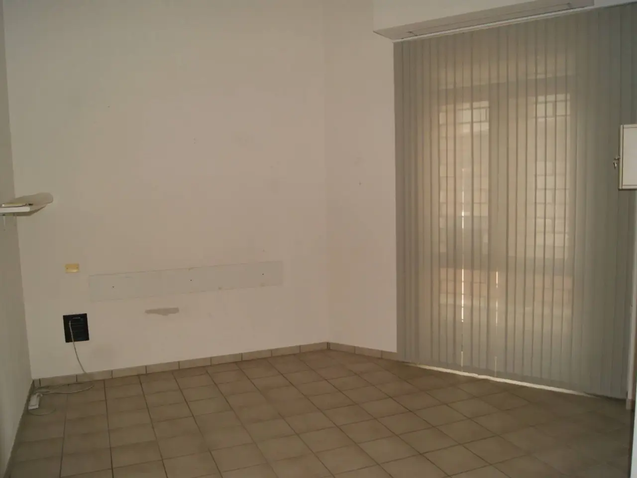 Ufficio in Piazza Venti Settembre, Livorno, {3} - Foto 1