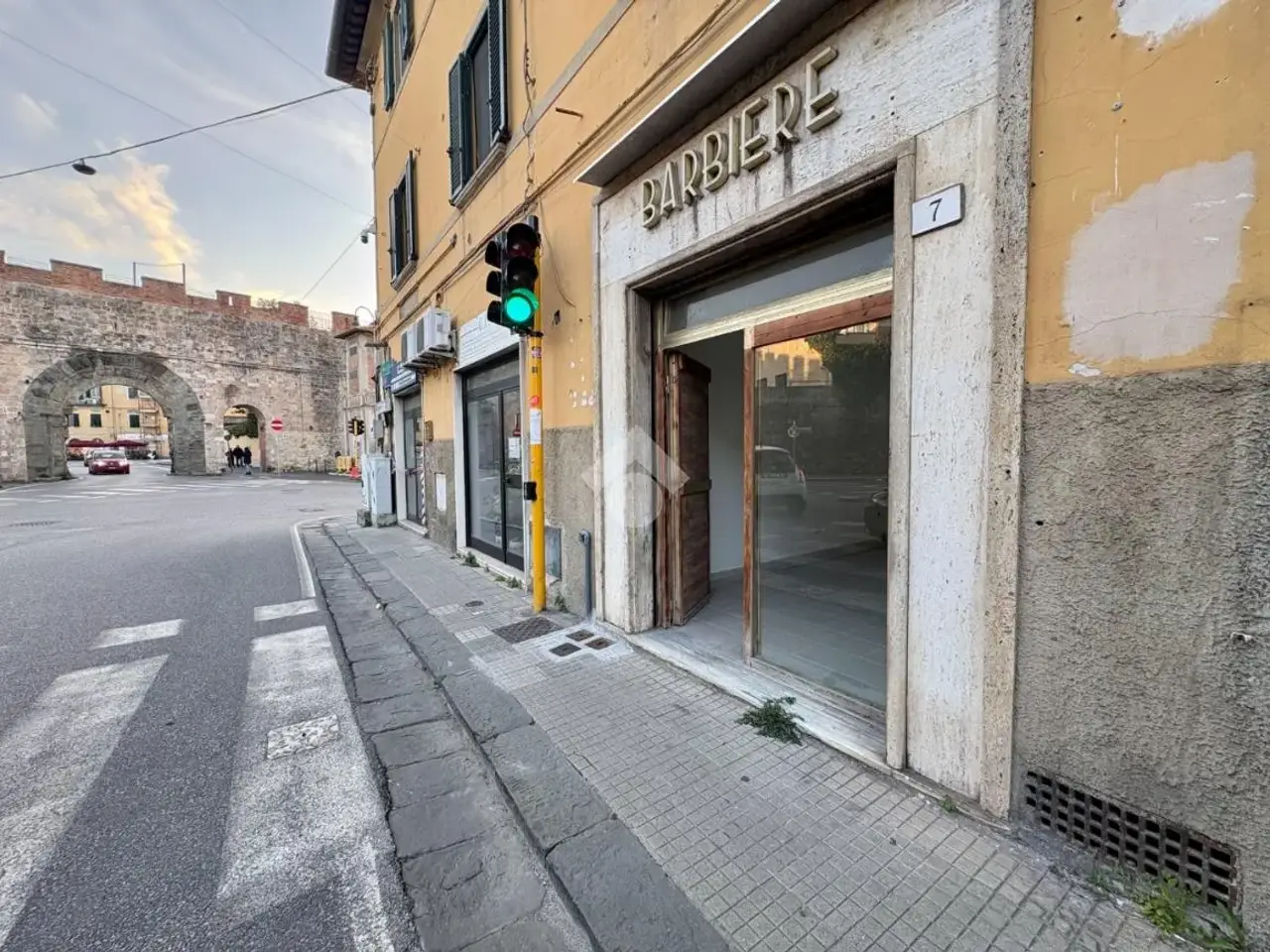 Negozio in Via Luigi Bianchi 7, Pisa, {3} - Foto 1