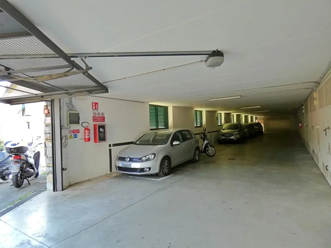 Parcheggio chiuso in Via Attilio Corte Megu 4b, Sestri Levante, {3} - Foto 1
