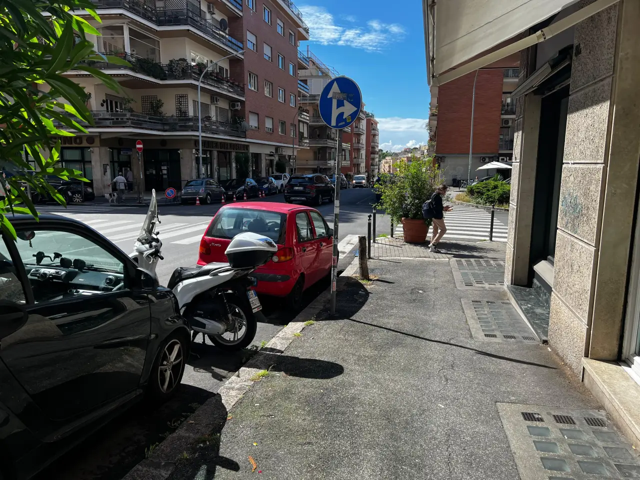 Azienda in Via Ugo De Carolis 81, Roma, {3} - Foto 1