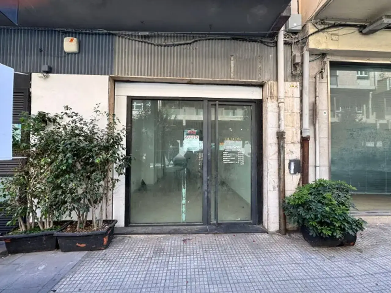 Negozio in Via Ettore Lombardo Pellegrino 13, Messina, {3} - Foto 1