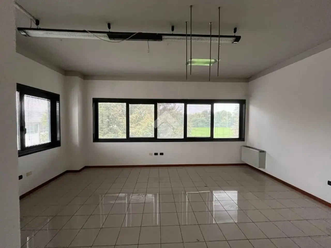 Ufficio in Zona Ind. Mottinello - 2 Str. 145, Rossano Veneto, {3} - Foto 2