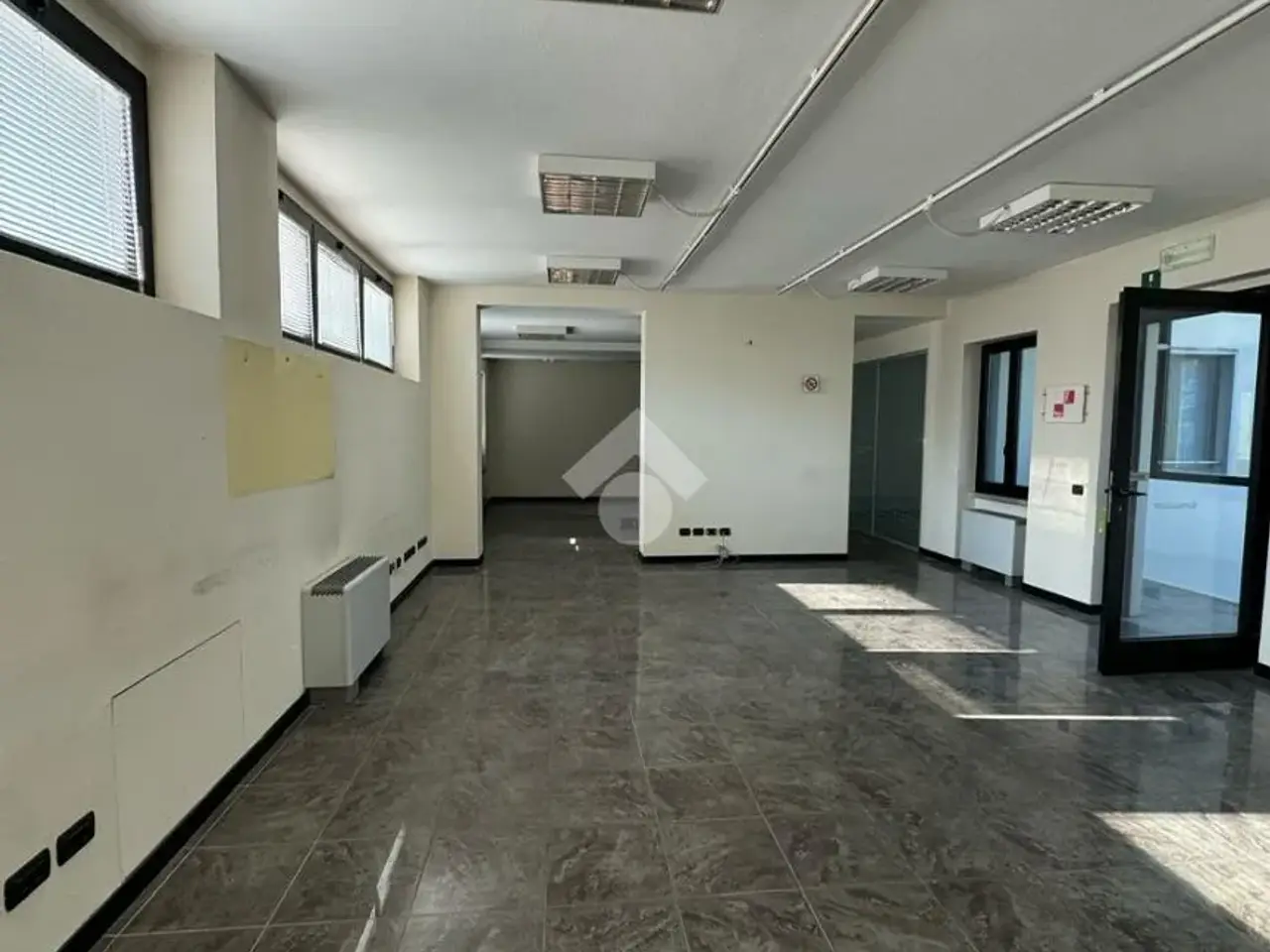 Ufficio in Via della Repubblica, Castelli Calepio, {3} - Foto 2