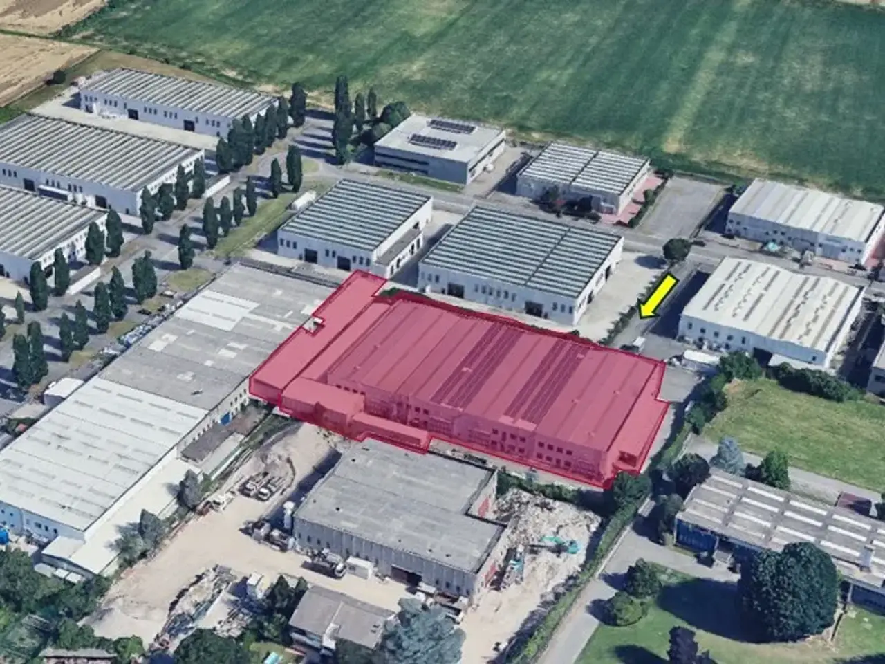 Magazzino in Via delle Industrie Snc, Sulbiate, {3} - Foto 1