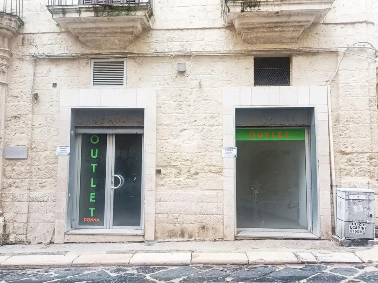 Negozio in Corso Umberto I 34, Mola Di Bari, {3} - Foto 1