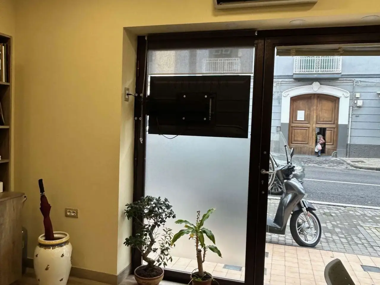 Negozio in Via Nazionale 18, Torre Del Greco, {3} - Foto 2