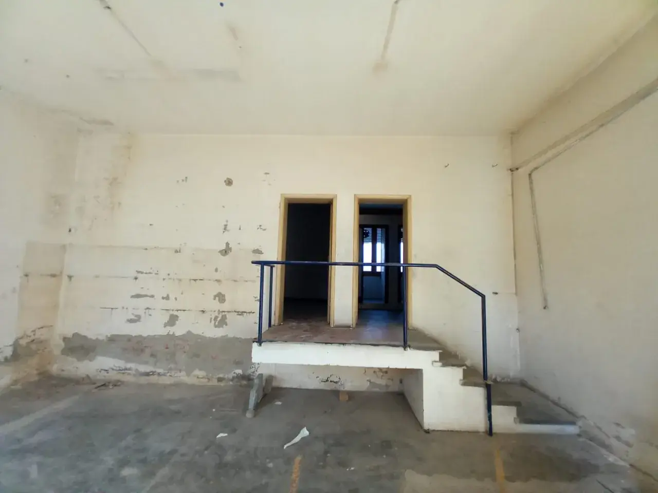Ufficio in Via Caselle, San Lazzaro Di Savena, {3} - Foto 1