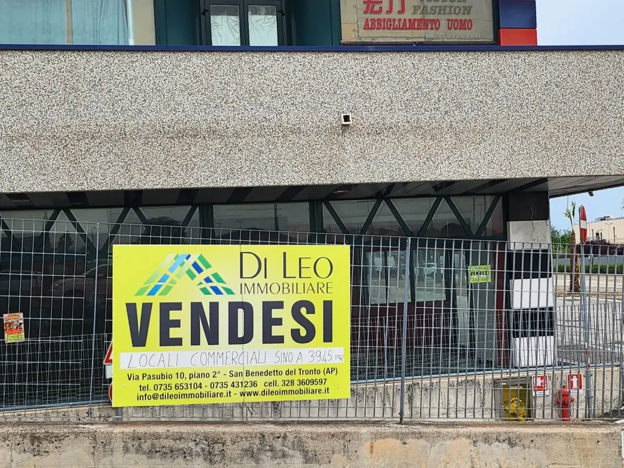 Palazzina commerciale in Via Einaudi, Civitanova Marche, {3} - Foto 1
