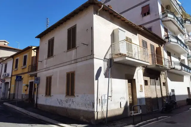 Casa indipendente in Viale Arturo Bonaccordi 20, Morlupo - Foto 1