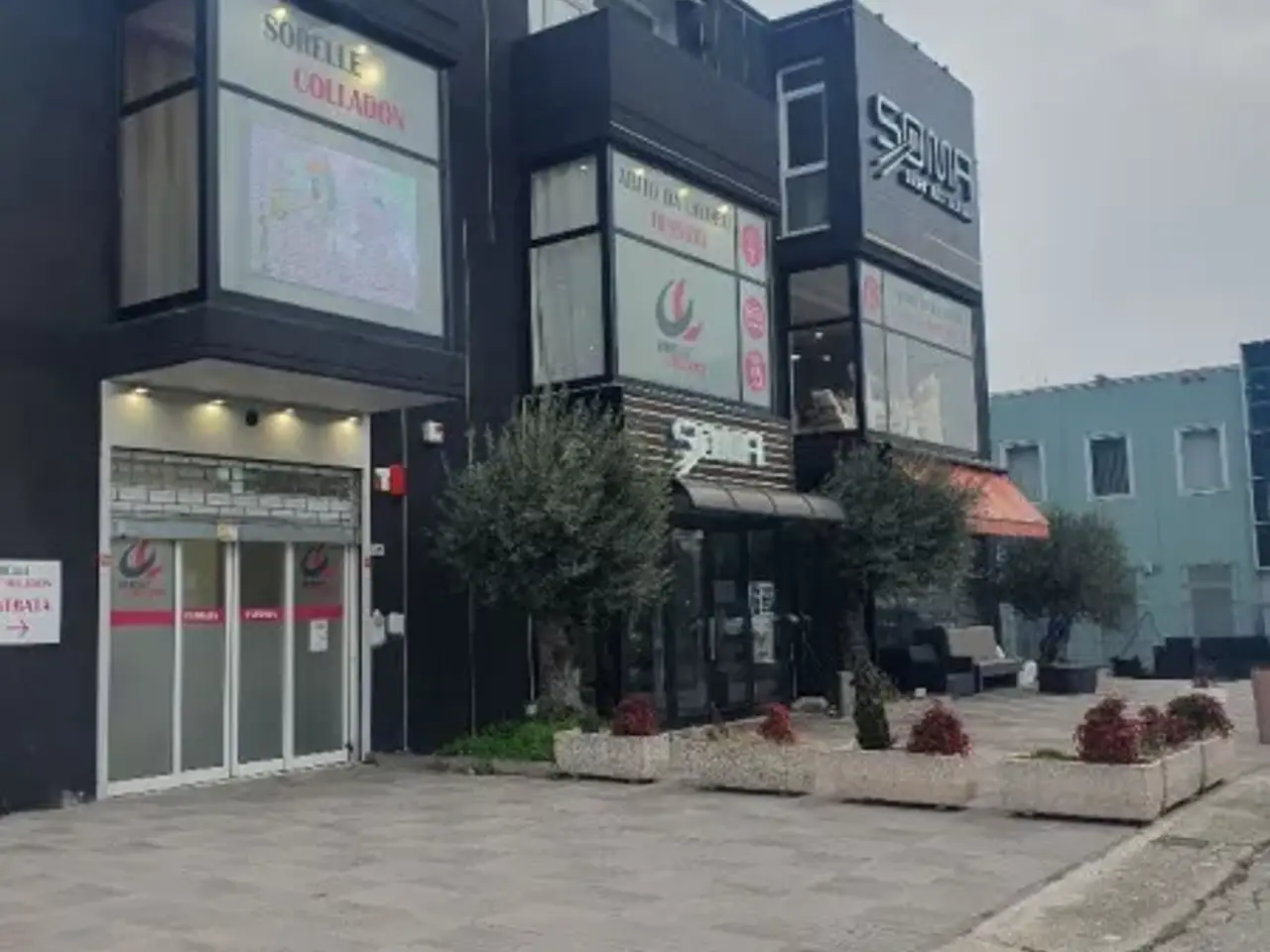 Negozio in Viale del Commercio 26, Soave, {3} - Foto 1