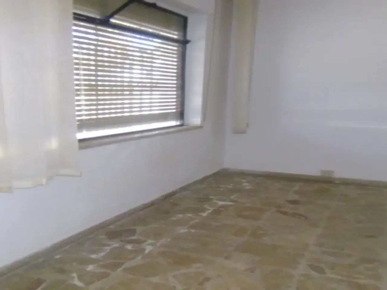 Ufficio in Via Tevere, Siracusa, Siracusa, {3} - Foto 1