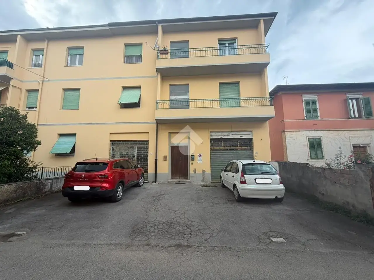 Magazzino in Via Piave 34, Montevarchi, {3} - Foto 1
