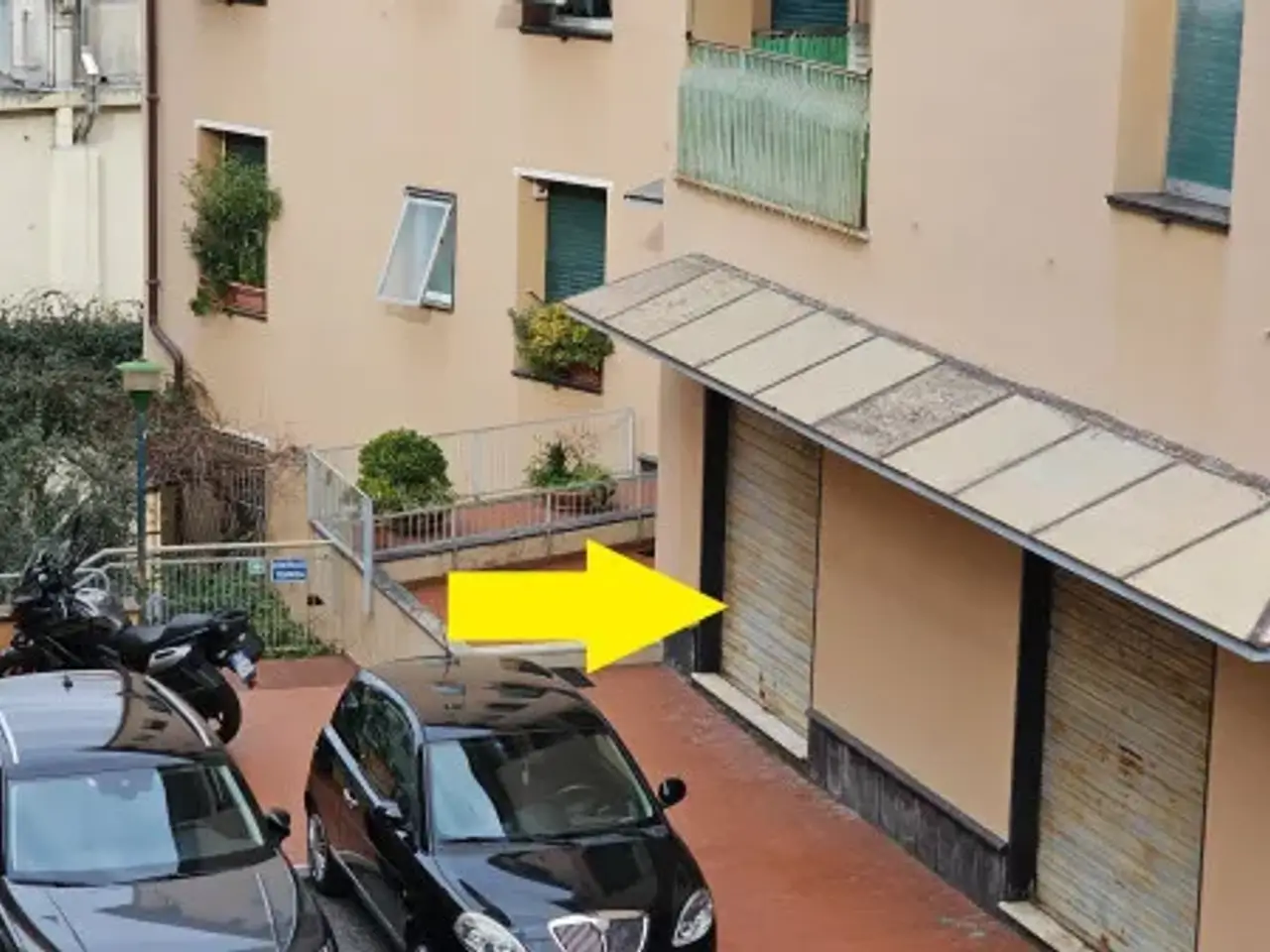 Magazzino in Via Bottini 18, Genova, {3} - Foto 2