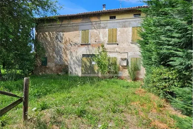 Country house or cottage in Via Fazzano, 14, Correggio - Photo 1