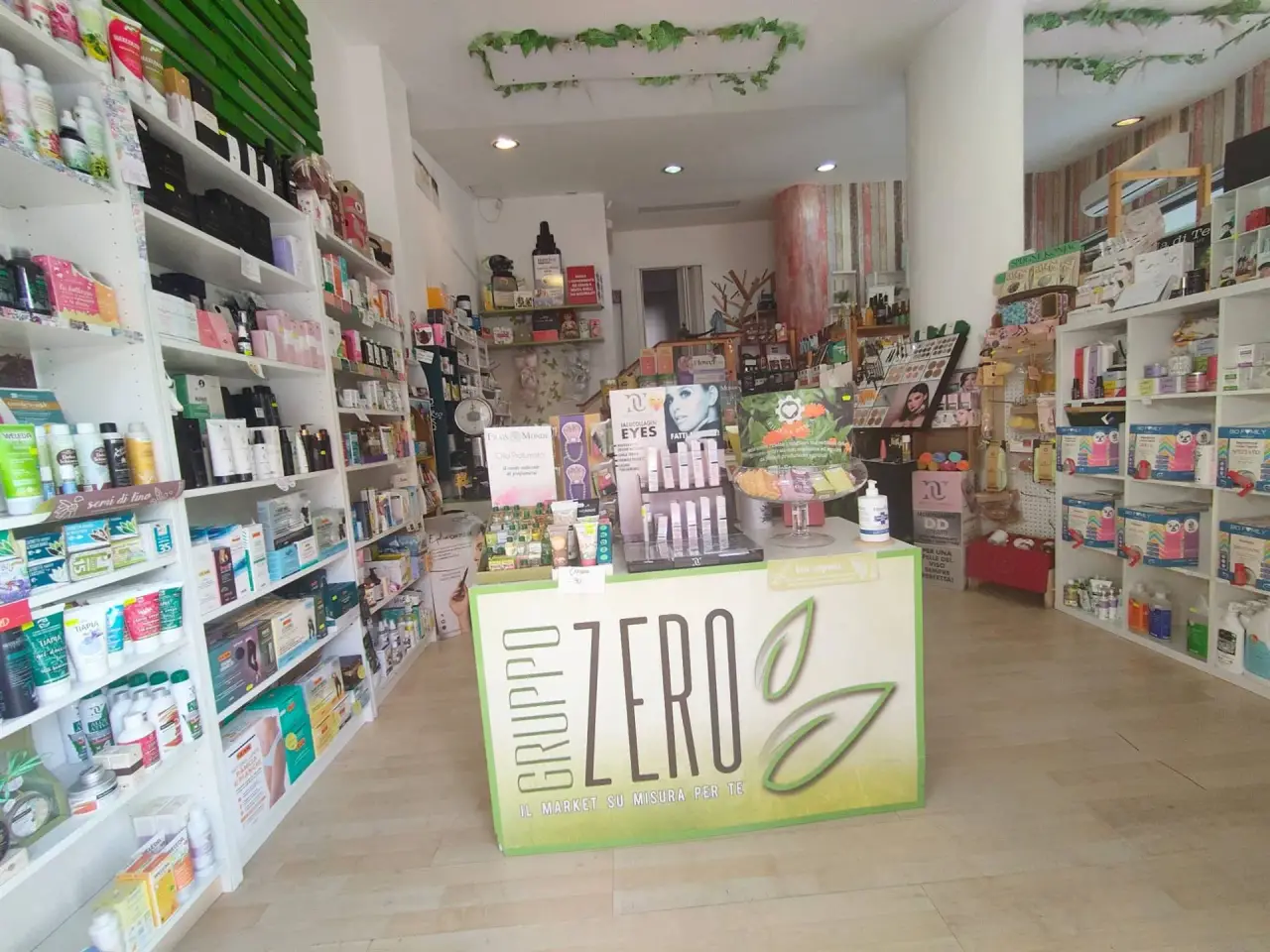 Esercizio commerciale in  Gaeta, Gaeta, {3} - Foto 1